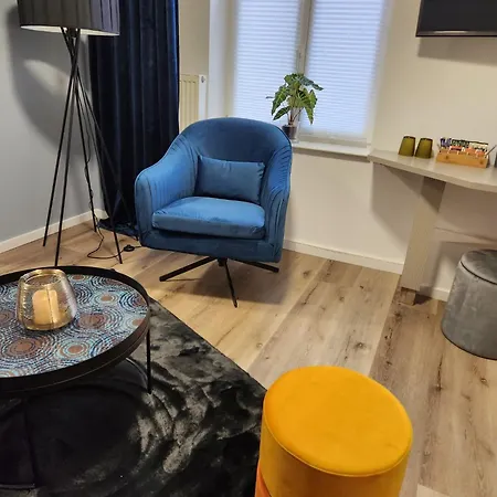 Apartament Wohnen Am Schlosspark - - Nahe Messe, Schnelles Wlan, Freie Parkplaetze, Fruehstueck Verfuegbar Bad Salzuflen