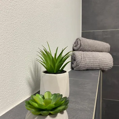 Apartamento Wohnen Am Schlosspark - - Nahe Messe, Schnelles Wlan, Freie Parkplätze, Frühstück Verfügbar Bad Salzuflen