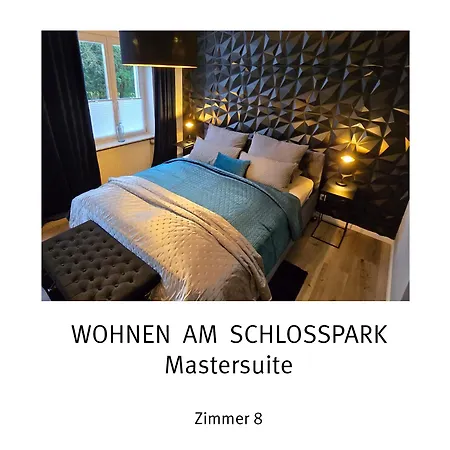 Wohnen Am Schlosspark - - Nahe Messe, Schnelles Wlan, Freie Parkplaetze, Fruehstueck Verfuegbar דירה באד זאלצפלן