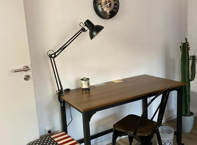 Wohnen Am Schlosspark - - Nahe Messe, Schnelles Wlan, Freie Parkplaetze, Fruehstueck Verfuegbar * Bad Salzuflen