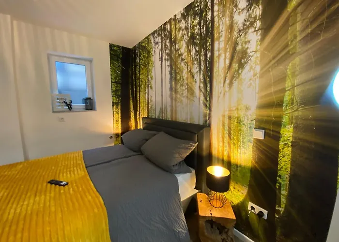 Wohnen Am Schlosspark - - Nahe Messe, Schnelles Wlan, Freie Parkplaetze, Fruehstueck Verfuegbar *