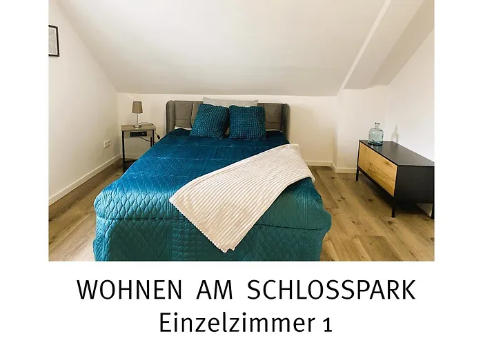 Wohnen Am Schlosspark - - Nahe Messe, Schnelles Wlan, Freie Parkplaetze, Fruehstueck Verfuegbar דירה