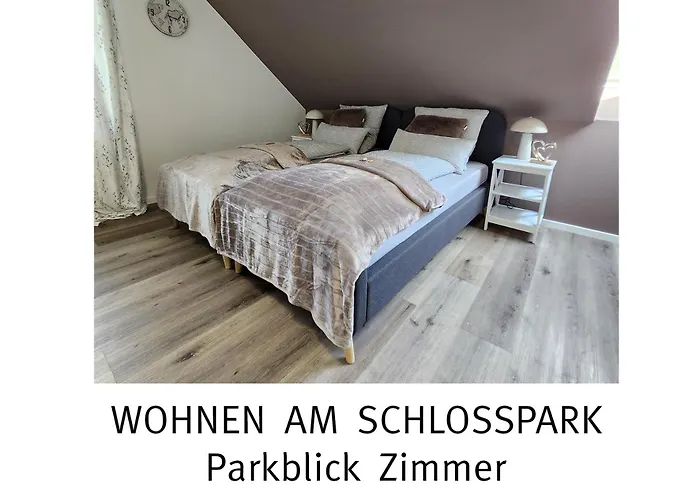 Wohnen Am Schlosspark - - Nahe Messe, Schnelles Wlan, Freie Parkplaetze, Fruehstueck Verfuegbar דירה באד זאלצפלן