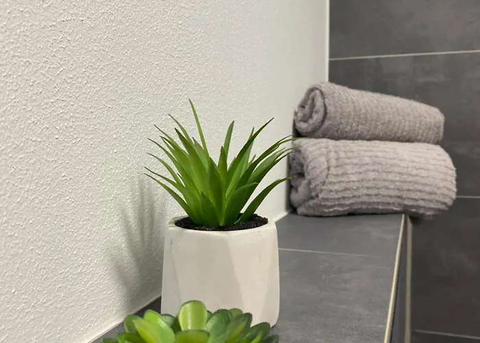 Apartmán Wohnen Am Schlosspark - - Nahe Messe, Schnelles Wlan, Freie Parkplaetze, Fruehstueck Verfuegbar Bad Salzuflen